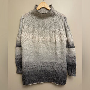 Anthropologie Perri Ombré Tunic Sweater Striped